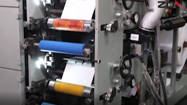 Machine d'impression flexo à pile LRY330-1